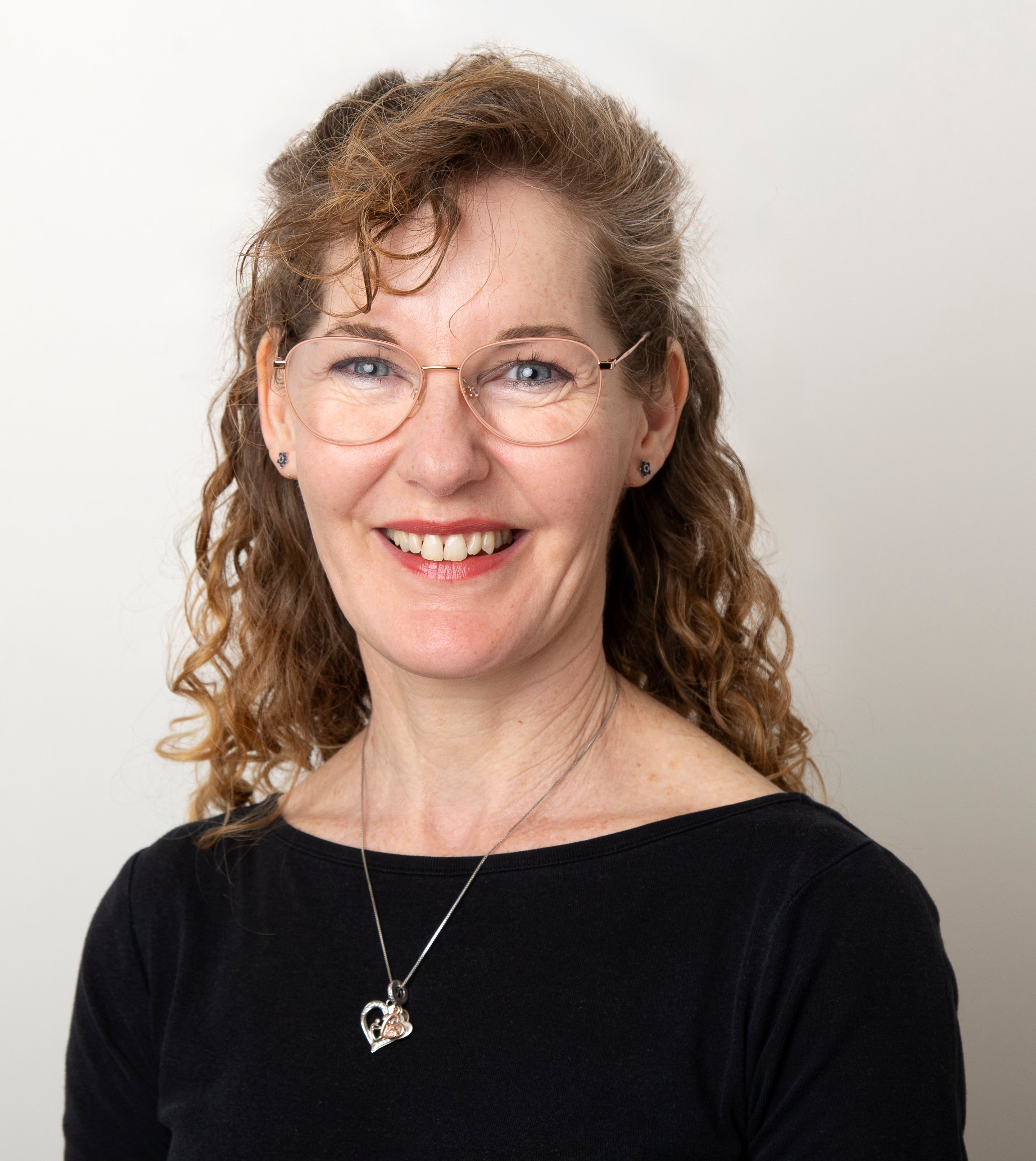  Tracey Dennison